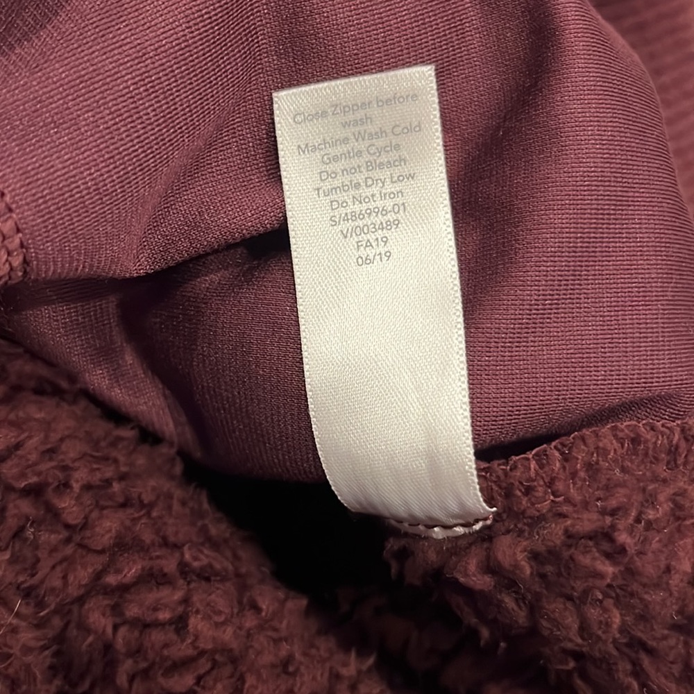 Athleta Talus Deep Burgundy Half Zip Sherpa Pullover Jacket Women Size S - Picture 9 of 9